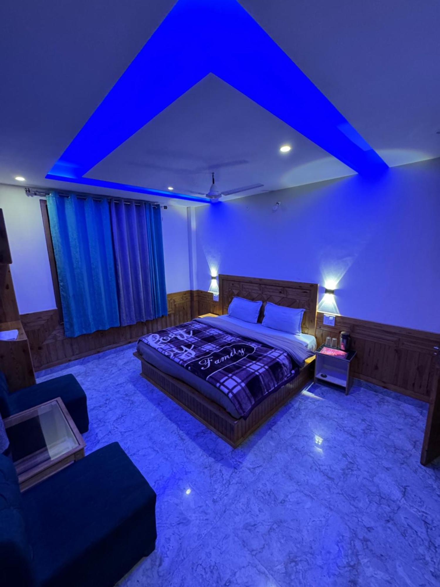 Delight Homestay Kasol Buitenkant foto